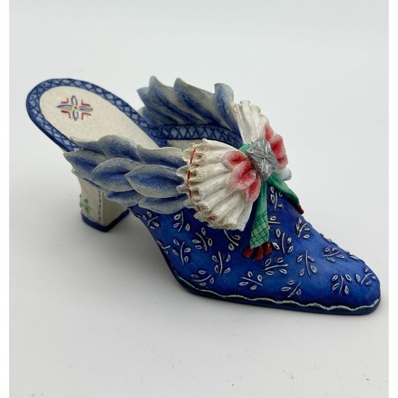Victorian Style True Blue Miniature Shoe, Hat, Purse, Stand By Willow Hall - Picture 6 of 12